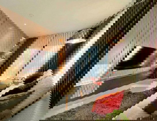 รูป ให้เช่าบ้านเดี่ยว 2 ชั้น โครงการ เซนโทร บางนา-กิ่งแก้ว เฟอร์นิเจอร์ครบ / หน้าบ้านหันทิศใต้ / บ้านสวยมาก / อยู่อาศัย / รับชาวต่างชาติ - รูปที่ 5/16