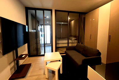 Condos for rent : Aspire Onnut. 1bed 31sqm. Line id: @pfagent