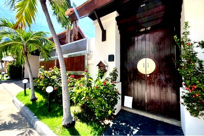 Houses for sale Chonburi : [920471004-961] Stunning 4 Bedroom Pool Villa for sale in Chateau Dale Thabali Villa.