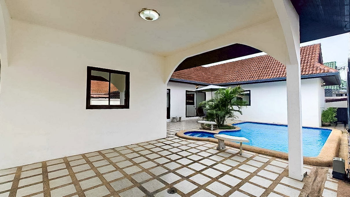 picture House for Sale in Soi Siam Country Club, East Pattaya - 13/14