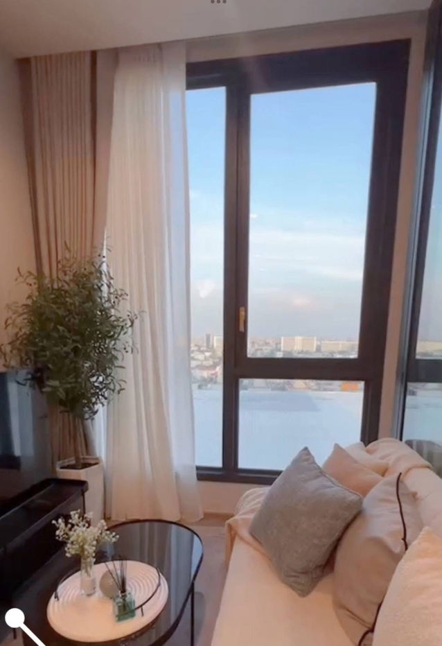 picture The Crest Park              Residences  - 3/3