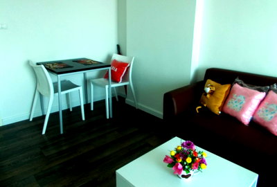 Condos for sale Makro Charan Sanit Wong : Condo for sale, Debura Prannok, 29.5 sq m, 2.5 mio. on street view.