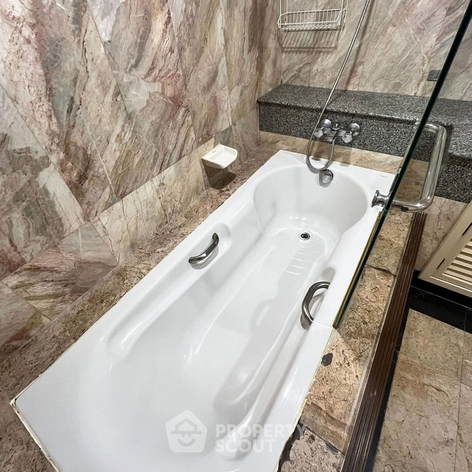 รูป คอนโด 2-ห้องนอน ที่ ไพร์ม แมนชั่น พร้อมศรี ใกล้ BTS พร้อมพงษ์ (ID 784216) - รูปที่ 21/21