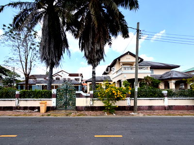 บ้านเดี่ยว ม.มหิดล ศาลายา : 🔥 ขายบ้านเดี่ยว ลดาวัลย์ ปิ่นเกล้า - บรมราชชนนี 🔥 / 6 ห้องนอน #HPHU039