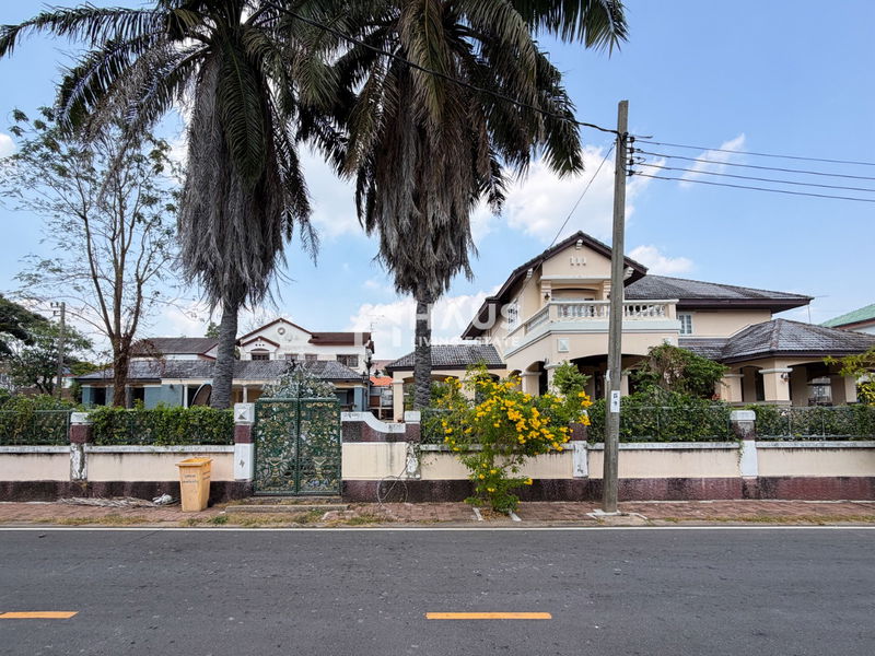 ขายบ้านเดี่ยว : 🔥 ขายบ้านเดี่ยว ลดาวัลย์ ปิ่นเกล้า - บรมราชชนนี 🔥 / 6 ห้องนอน #HPHU039