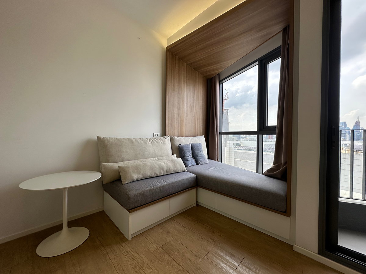 🎓🎓 Triple Y Residence 27k🔥 มีหลายห้องให้เลือก เดินข้ามทางม้าลายถึงจุฬาฯเลย 🤩 📲🔥 สนใจติดต่อ Line @unicondo.official