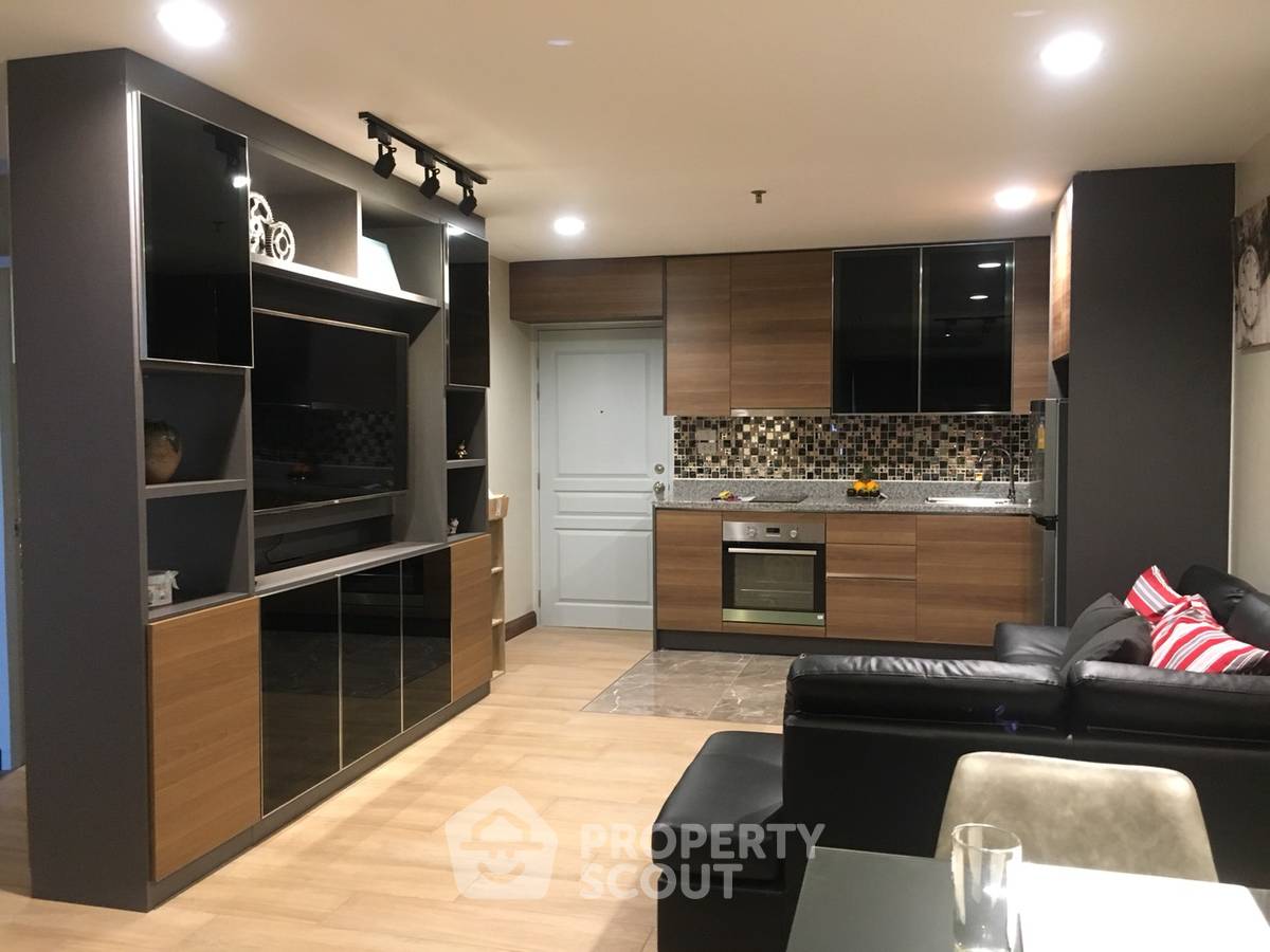 รูป คอนโด 2-ห้องนอน ที่ เดอะวอเตอร์ฟอร์ด ไดมอน ทาวเวอร์ สุขุมวิท ใกล้ BTS พร้อมพงษ์ (ID 514058) - รูปที่ 3/18