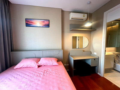 Condos for rent : Cheap Rent New The Saint Residences Condo 2-Bed High floor Nice room