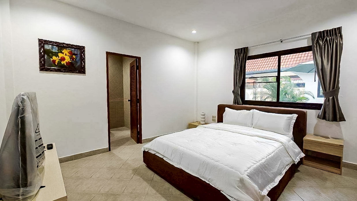 picture House for Sale in Soi Siam Country Club, East Pattaya - 9/14