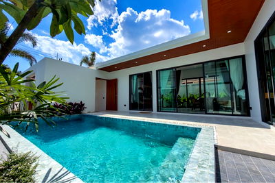 บ้านเดี่ยว เมืองกระบี่ กระบี่ : [920281015-758] พูลวิลล่าทำเลศักยภาพ เหมาะทั้งอยู่อาศัยและลงทุนปล่อยเช่า