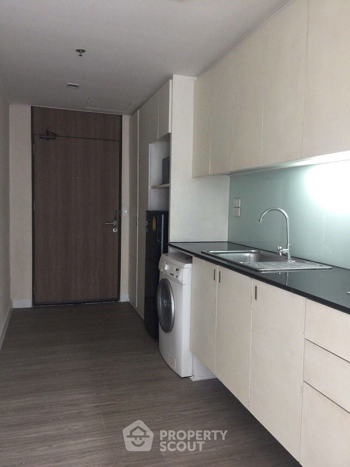 รูป คอนโด 1-ห้องนอน ที่ โนเบิล รีมิกซ์ ใกล้ BTS ทองหล่อ (ID 681311) - รูปที่ 5/8