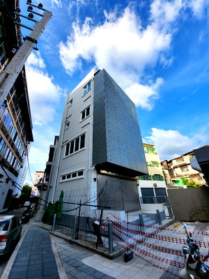 เช่าโฮมออฟฟิศ เขตบางกะปิ : WS6569 🏢 ให้เช่าอาคารพาณิชย์สร้างใหม่ ติด MRT แยกลำสาลี แบบ 0 เมตร! เหมาะมากสำหรับ ร้านค้า คลินิก โชว์รูม ออฟฟิศ เพียง 99,000 บาท/เดือน