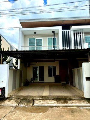 ทาวน์โฮม เชียงใหม่ : ขายด่วนทาวน์โฮม หมู่บ้านกาญจน์กนก 19 (มหิดล) เชียงใหม่ แปลงมุม พร้อมเฟอร์ฯ (H353) T.0946511456