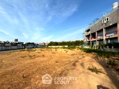 Land for sale Bang Lamung Chonburi : 1,548 m² Land for Sale close to Pattaya South (ID 2606332)