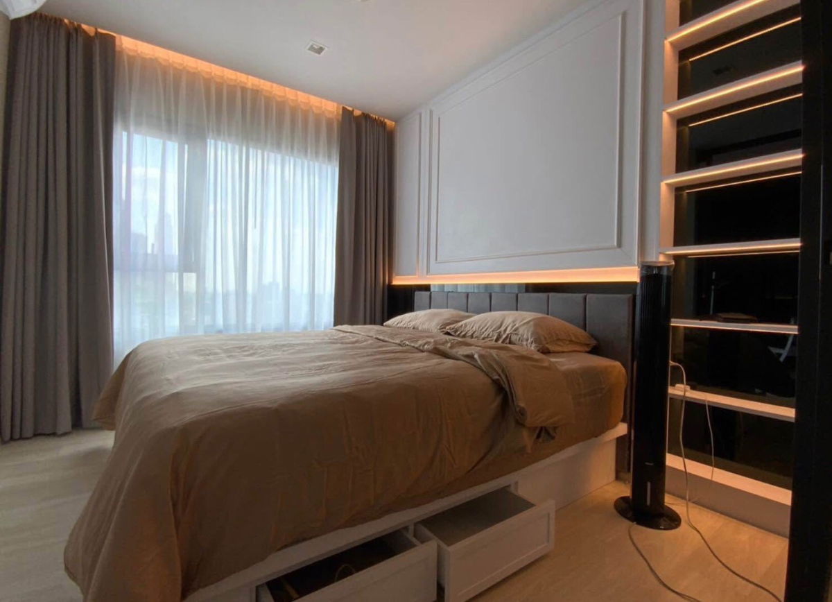 picture  Life One                     Wireless  - 2/10