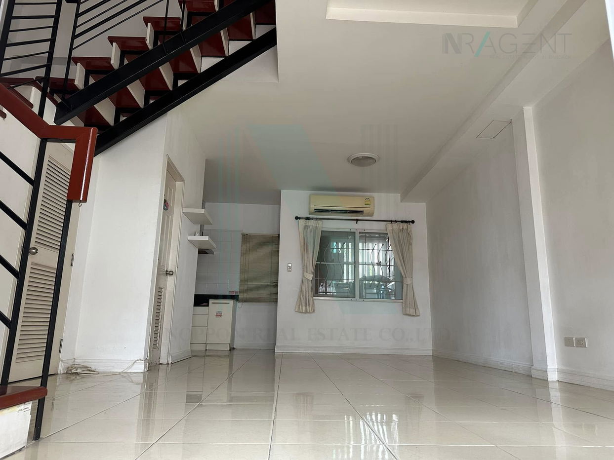 รูป 📌 ขายทาวน์เฮาส์ โครงการ บ้านภัทรา 2 ชั้น 2 ห้องนอน 3 ห้องน้ำ - รูปที่ 3/8