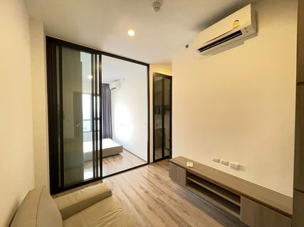 Rare Unit with Sukhumvit Skyline and River View!! Golden Opportunity for Investors! 27 Sq.m Condo for SALE at Knightsbridge Prime Onnut