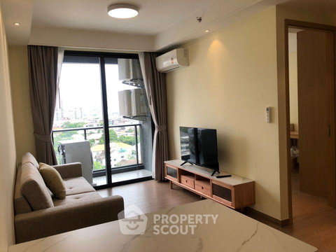 1-bed 1-bath condo size 35 sq.m. at Regal Sathon-Naradhiwas by BTS Chong Nonsi for rent (ID 985925)