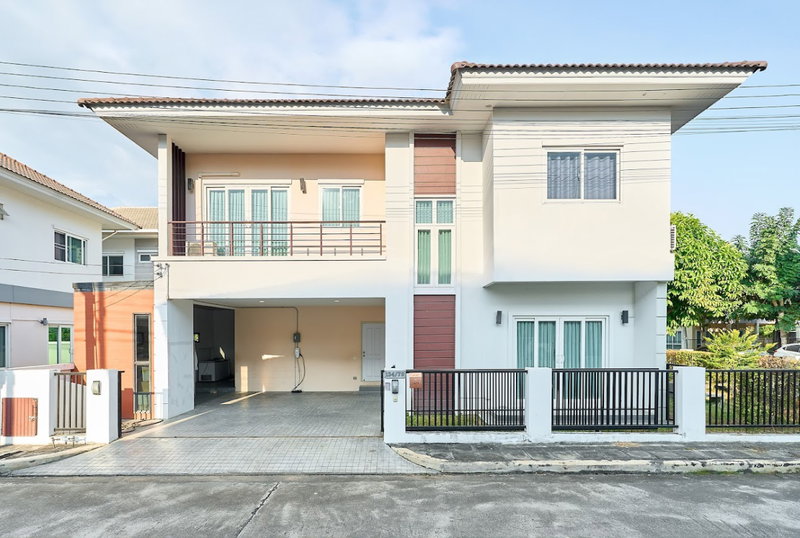 ขายบ้านเดี่ยว : ขาย บ้านในโครงการ ล้านนาเฮอริเทจ บ้านสวย สภาพดี ใกล้แหล่งชุมชน  (ID:738HS)