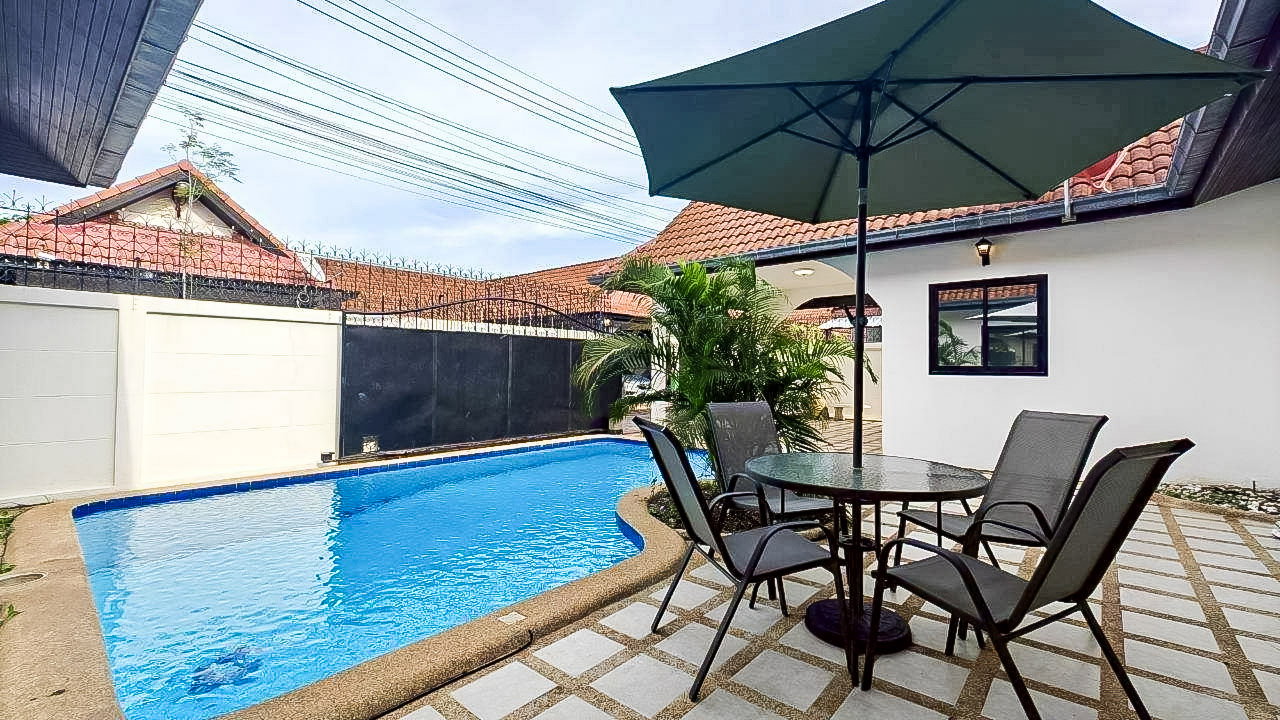 picture House for Sale in Soi Siam Country Club, East Pattaya - 1/14