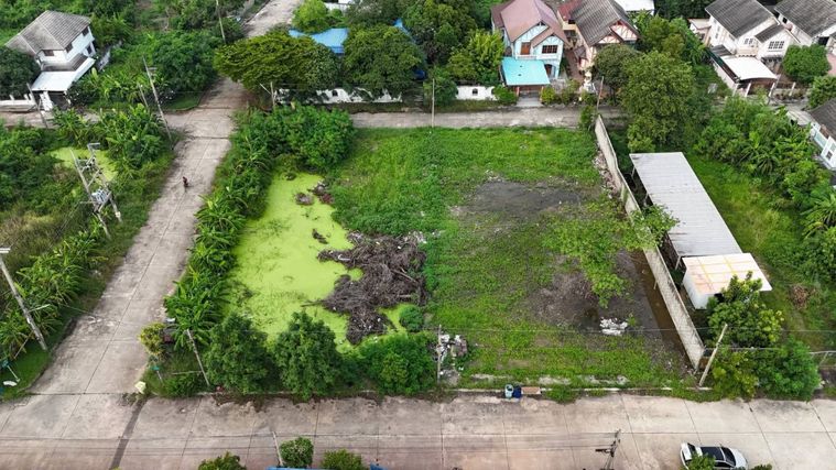 RARE FIND! Corner Plot 114.7 Sq.wah Mahachai-Rama 2 Zone Shocking 