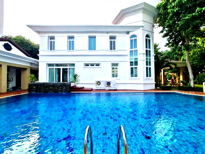 บ้านเดี่ยว วัดพระใหญ่ : บ้านพูลวิลล่าสุดหรูเขาพระตำหนักพัทยา บนเนื้อที่กว่า 1ไร่
