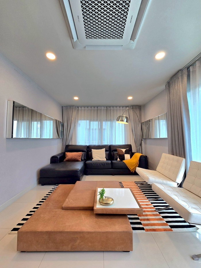 รูป LTH14257 – House for Sale | Centro Bangna | 289 sqm | 4 Beds 5 Baths | Near BTS Bang Na | 17.8MB | บ้านเดี่ยวขาย เซนโทร บางนา - รูปที่ 2/9