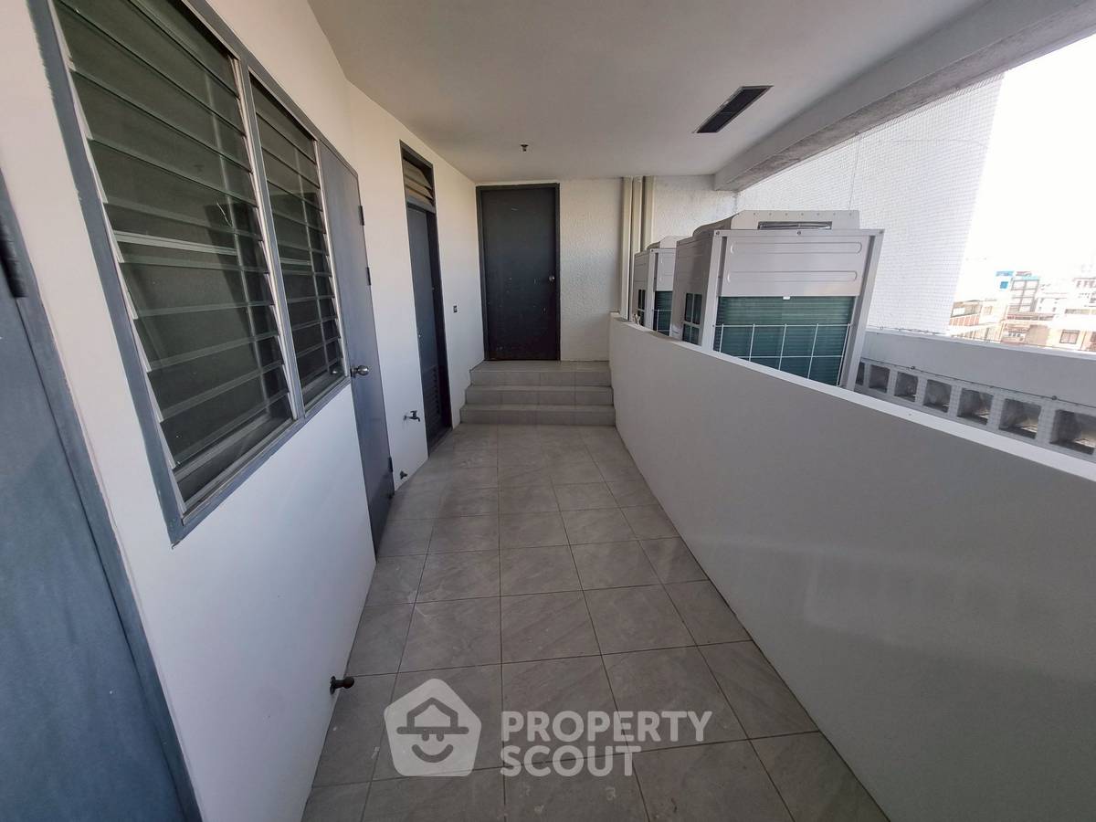 รูป คอนโด 3-ห้องนอน ที่ รัตนโกสินทร์ วิว แมนชั่น ใน บางยี่ขัน (ID 2605697) - รูปที่ 15/17