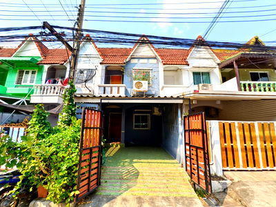 ทาวน์โฮม วิทยาลัยพณิชยการบางนา : ขาย ทาวน์โฮม ซอยสุขุมวิท101/1 (ซอยวชิรธรรมสาธิต57) 10 นาทีถึง BTS ปุณณวิถี ไม่ต้องเสียค่าส่วนกลาง 16 ตร.ว. ทิศใต้ 2ห้องนอน 2ห้องน้ำ เข้า-ออกได้หลายทาง 