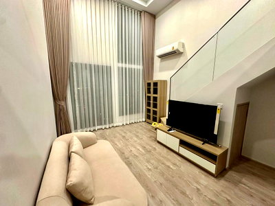 Condos for rent : ***Condo for Rent : The Tree Pattanakarn-Ekkamai  1 Bed duplex High floor near Airport Link Ramkhamhaeng ***