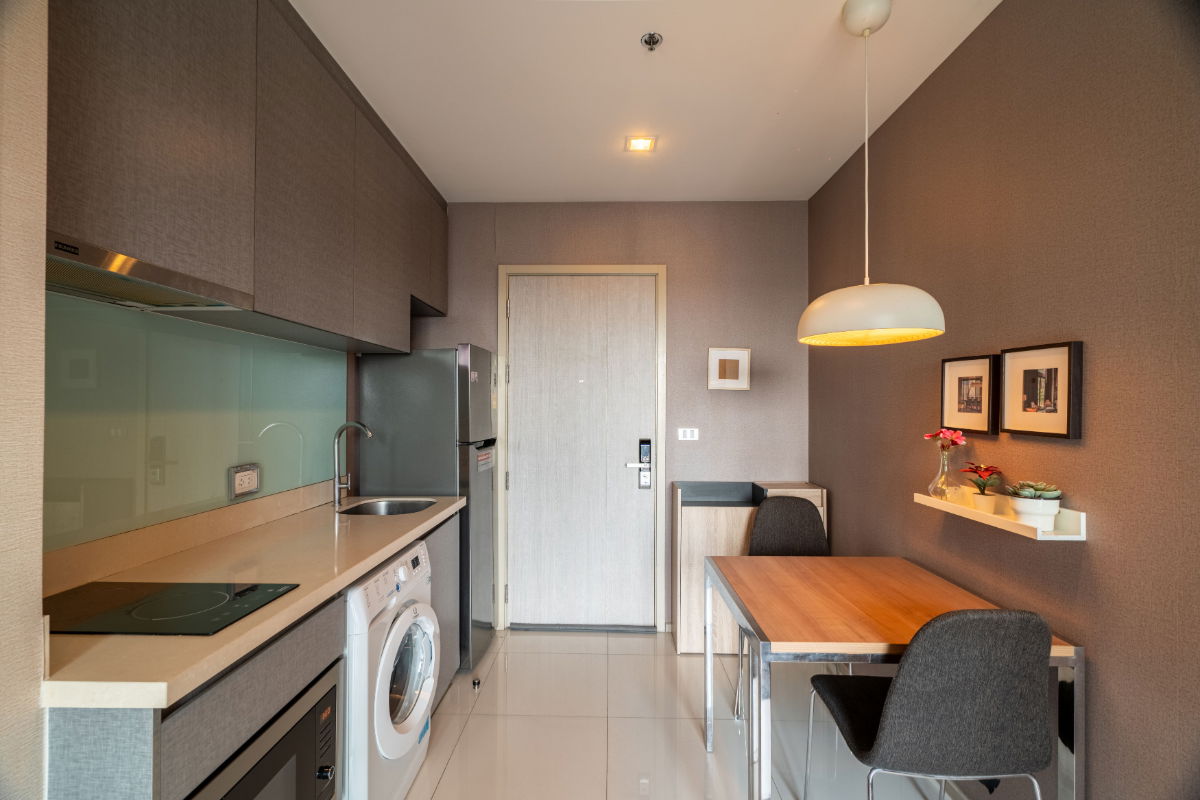 รูป 💥ลดราคาด่วน💥คอนโดเกรดเอ 1 ห้องนอน ทองหล่อ Rhythm สุขุมวิท 36-38 กรุงเทพ - U268101 - รูปที่ 3/8