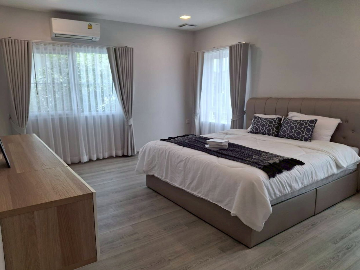 picture LTH14313 – House for Rent | Chaiyapruek Bangna Km.15 | 184 sqm | 3 Beds 4 Baths | Near Mega Bangna | 85K/Month - 6/8