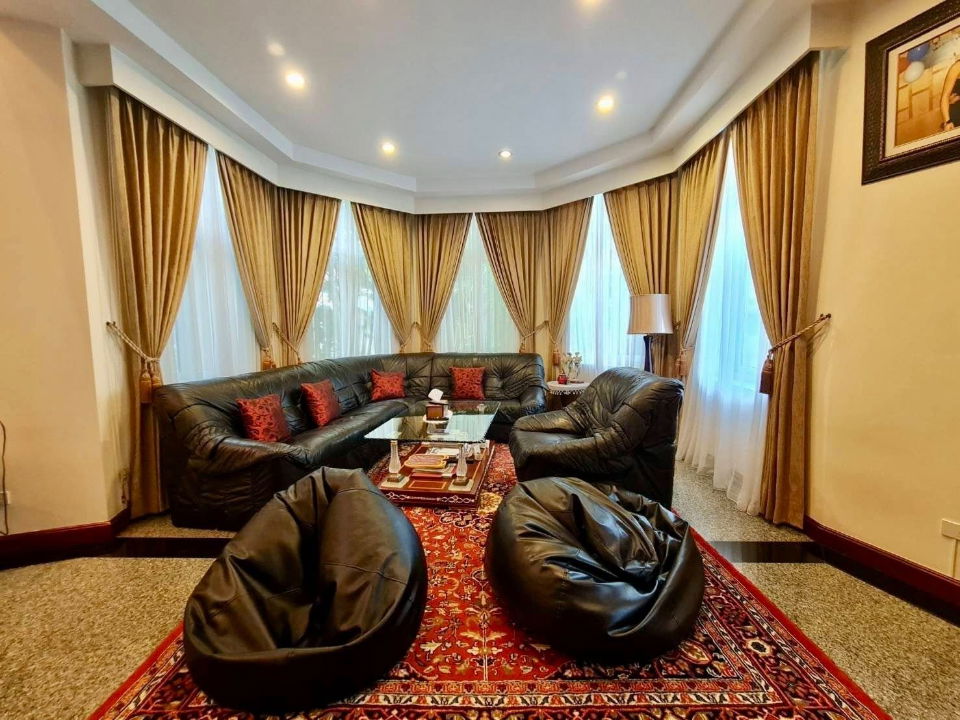 รูป บ้านพูลวิลล่าสุดหรูเขาพระตำหนักพัทยา บนเนื้อที่กว่า 1ไร่ - รูปที่ 4/29