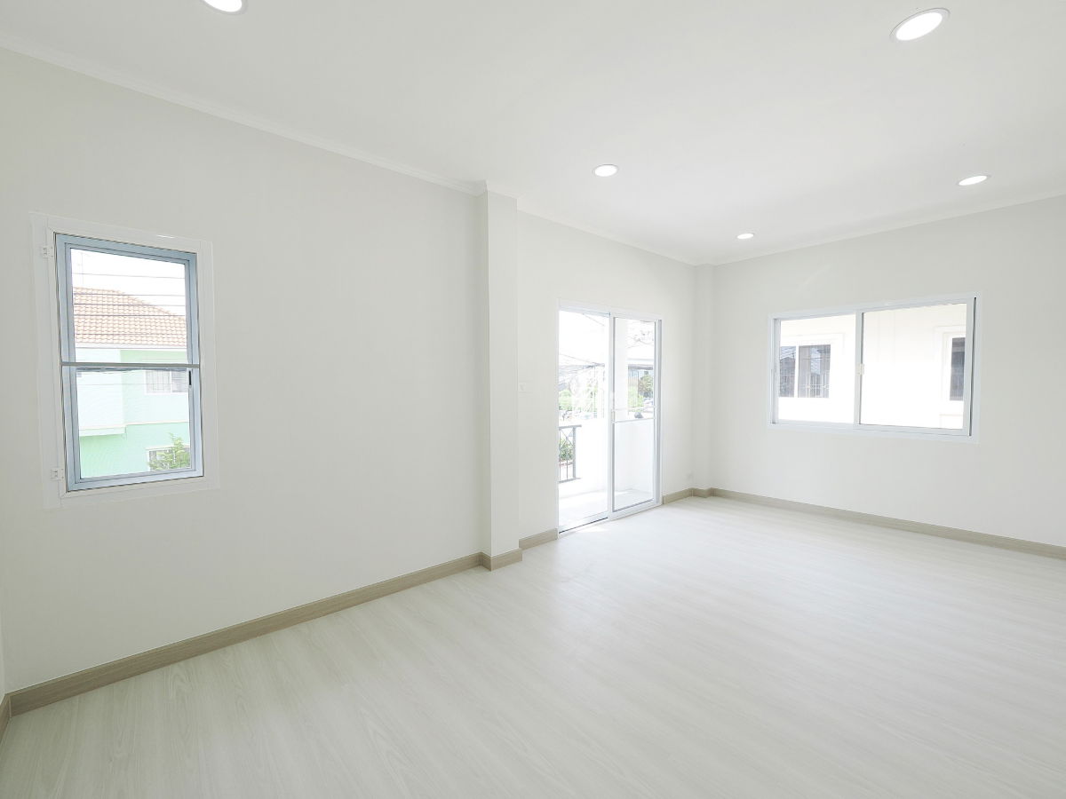 รูป ขายราคาพิเศษ บ้านเดี่ยว 2 ชั้น ม.ซื่อตรง บางใหญ่ ขนาด 53.6 ตร.ว. 4นอน 4น้ำ บ้านสวย หลังใหญ่  พร้อมเฟอร์ พื้นที่กว้าง รีโนเวทใหม่ เข้าอยู่ได้ทันที - รูปที่ 46/60