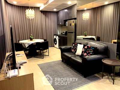 คอนโดให้เช่า : คอนโด 2-ห้องนอน ที่ แอชตัน จุฬา - สีลม ใกล้ MRT สามย่าน (ID 1439404)