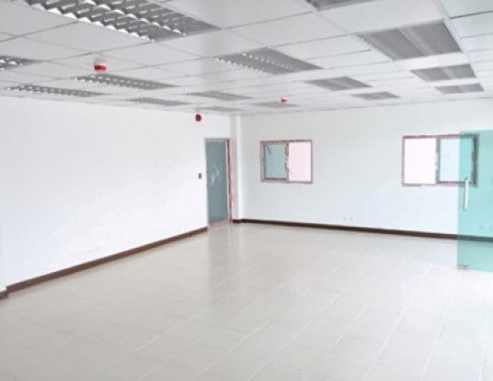 รูป ให้เช่าโกดัง โรงงาน พร้อมสำนักงาน / พื้นที่สีม่วง / นิคมอุตสาหกรรมบางพลี ถนนบางนา-ตราด กม. 23 /อยู่ในพื้นที่โรงงาน ขอ รง.4 ได้  - รูปที่ 3/9