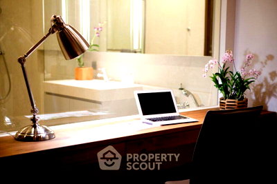 Condos for rent : Well-Priced 1-BR 55 Sqm Condo Quattro By Sansiri Near BTS Thong Lor (ID 474934)