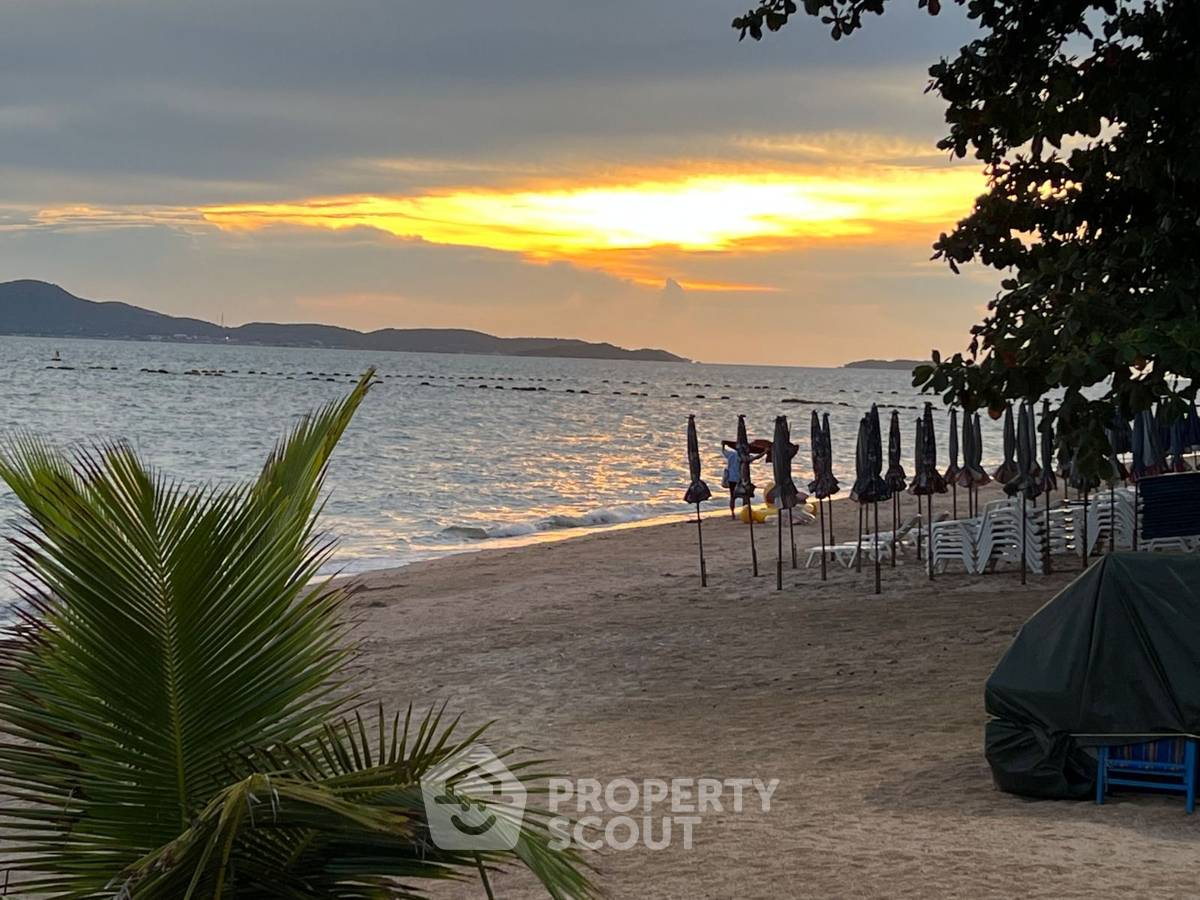 รูป คอนโด 1 ห้องนอน 49 ตร.ม. ชั้น 18 ที่วิวทะเล 5 จอมเทียน ใกล้ชายหาด (ID 2607317) - รูปที่ 12/12