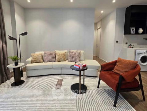 2-BR Condo at Muniq Langsuan near BTS Ratchadamri (ID 2607958)