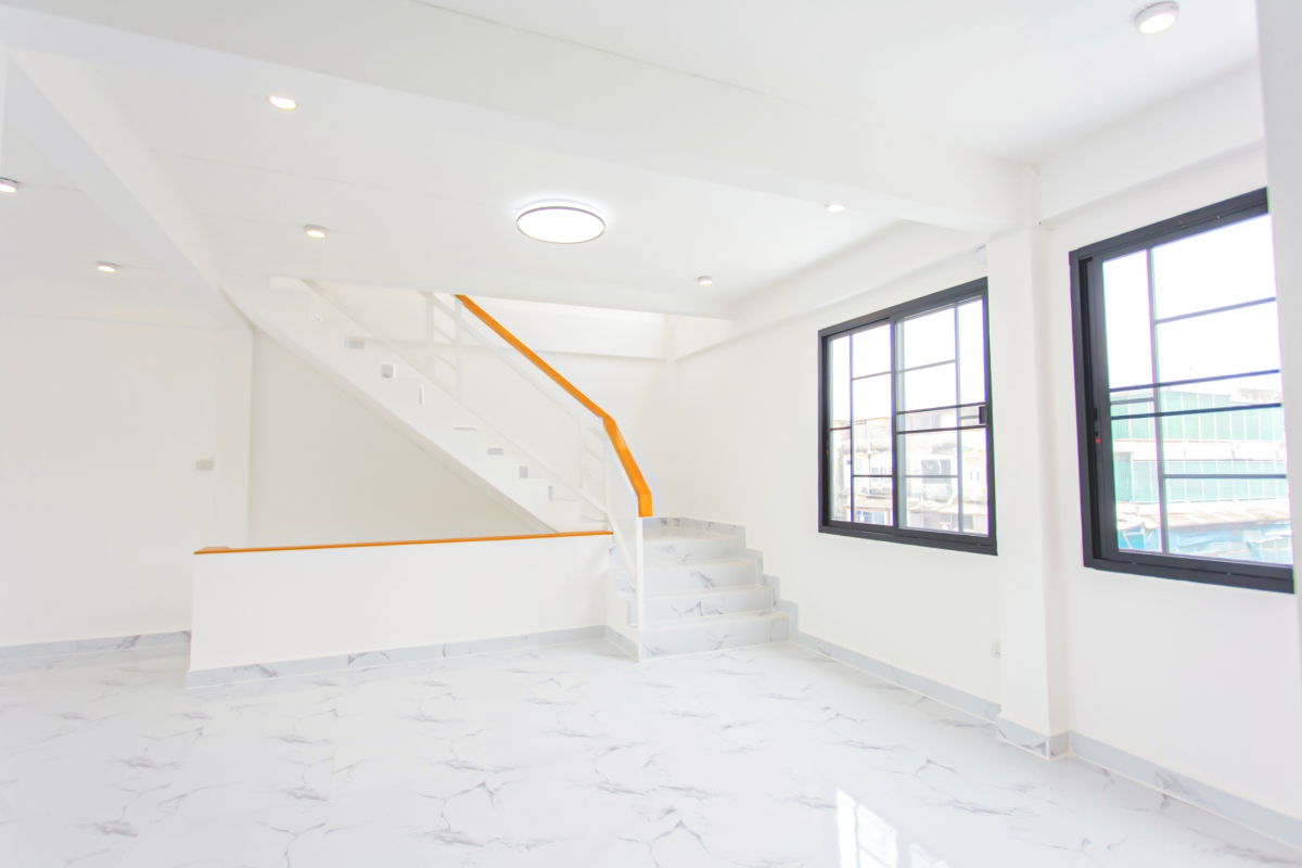 รูป 💰 ด่วน อาคารพาณิชย์ 4 ชั้น รีโนเวทใหม่พร้อมขาย ดีไซน์สวย คุ้มค่า น่าลงทุน - รูปที่ 21/32