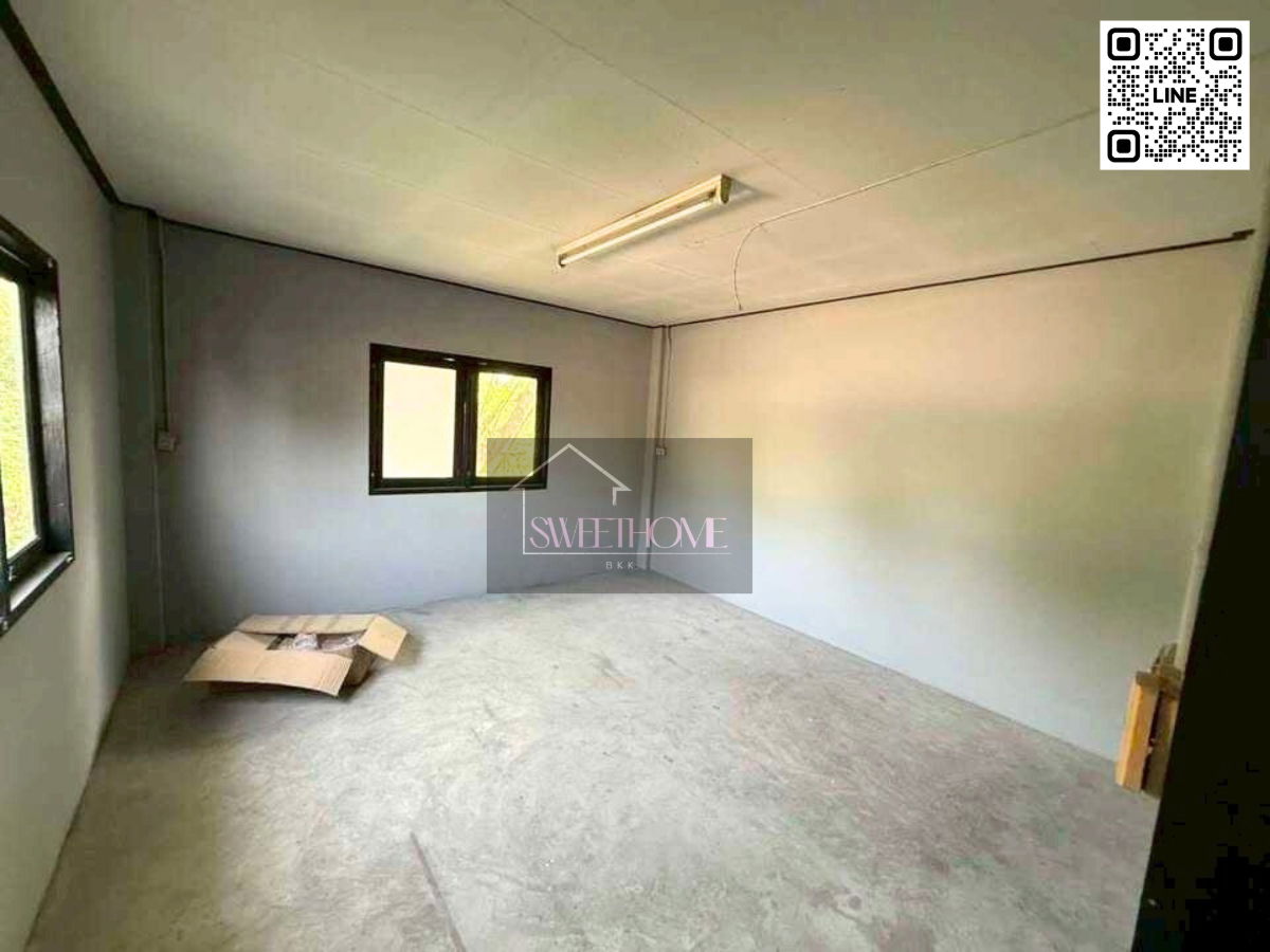 รูป ให้เช่าโกดัง ใกล้สาย2กับสาย3 ซอยนครลุง ขนาด450 ตรม. พร้อมออฟฟิศ ห้องพักคนงาน   - รูปที่ 2/9