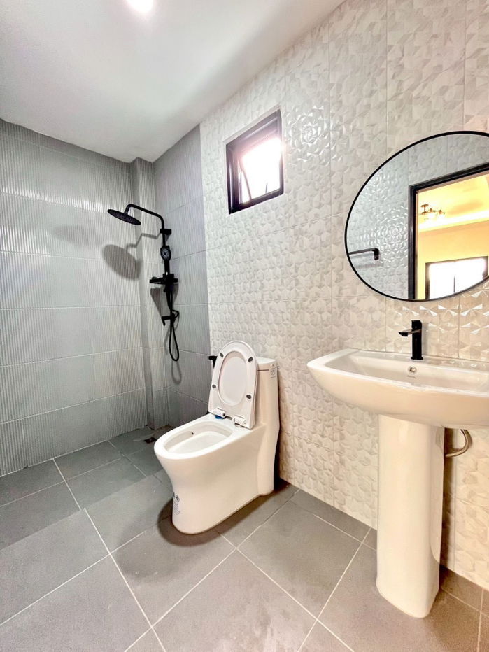 รูป บ้านแฝดสไตล์บ้านเดี่ยว รีโนเวทใหม่ หมู่บ้าน พร้อมพัฒน์1 ปัญญาอินทรา คลองสามวา ใกล้ซาฟารีเวิลด์ รถไฟฟ้า - รูปที่ 27/30