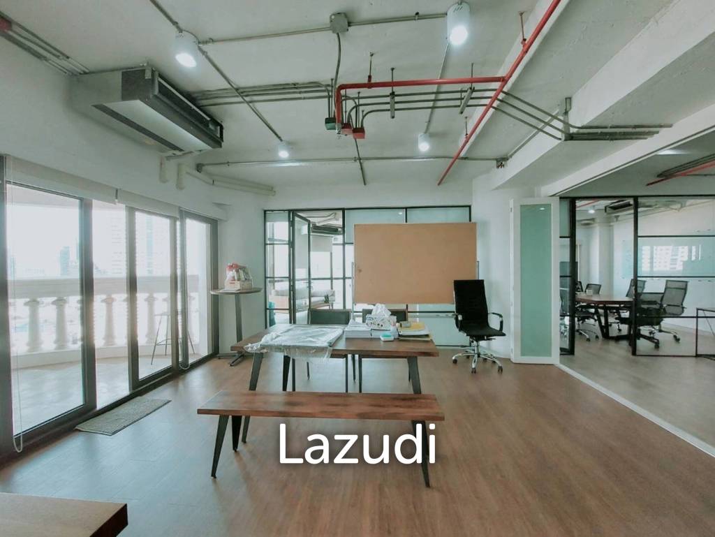 picture 130 sqm High Floor 2 Bed Condo at State Tower Si Lom Bangkok - 4/7