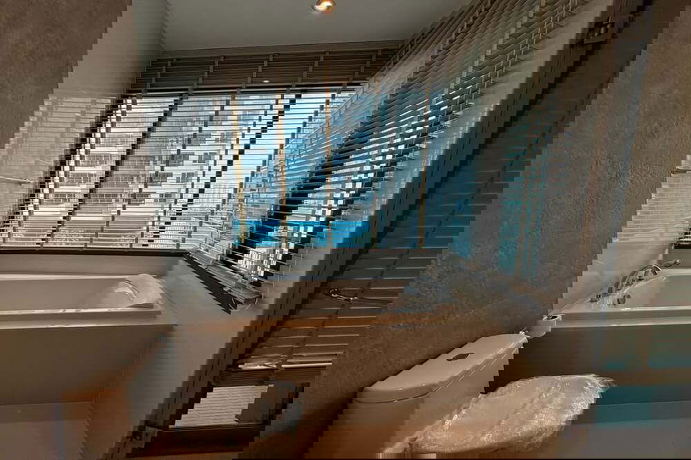 รูป 🔥 สำหรับเช่า !! ทำเลดี !! 🔥 Code C20260100054..........Bright Sukhumvit 24, 2 ห้องนอน, 2 ห้องน้ำ, แต่งครบ, สไตล์โมเดิร์น, พร้อมเข้าอยู่ 📣📣 - รูปที่ 12/15