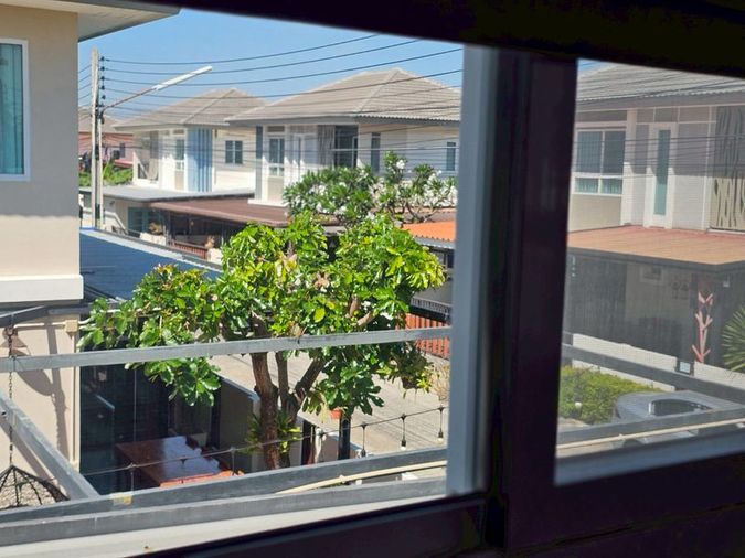 Urgent sale! Need to relocate to another province. Price lower than purchase price. Casa Ville Rayong.