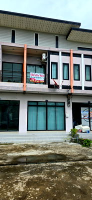 เช่าทาวน์โฮม ปราณบุรี ประจวบคีรีขันธ์ : ทาวน์​เฮ้าส์​ติดถนนเพชรเกษม​ให้เช่า