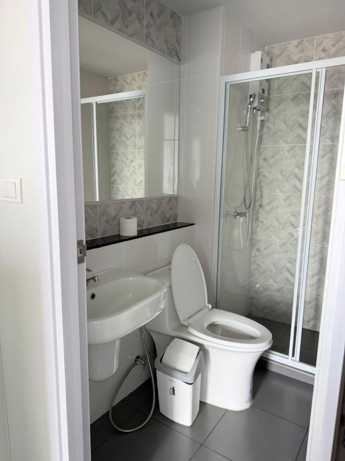 picture code : G08 Regent Home Wutthakat - 17/18