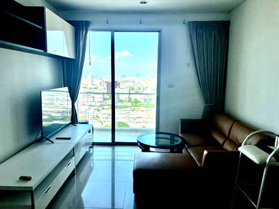 Condos for rent : Villa Sathorn for Rent ( BTS Khungthonburi )