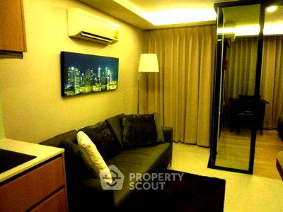 Condos for rent : 1-BR Condo In Socio Ruamrudee, 7th Floor Near BTS Nana (ID 450709)