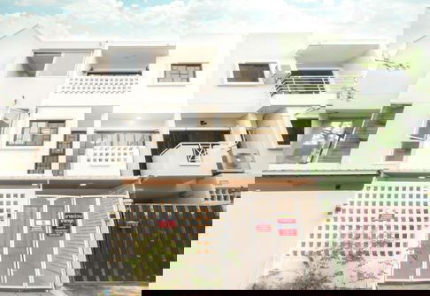 ✨ น้อง Pool | ทาวน์โฮม 3 ชั้น รีโนเวทใหม่ สวยพร้อมอยู่ (Private Villa)